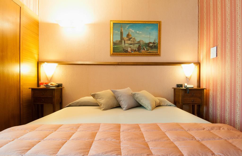 Holiday Rooms Antica Badia Волтера Стая снимка