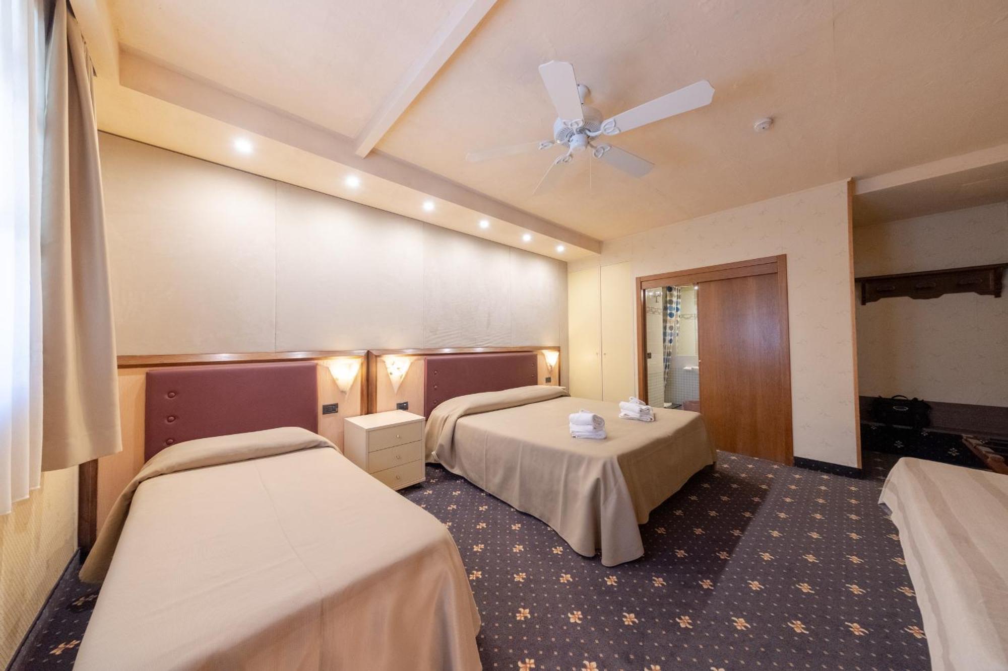 Holiday Rooms Antica Badia Волтера Екстериор снимка