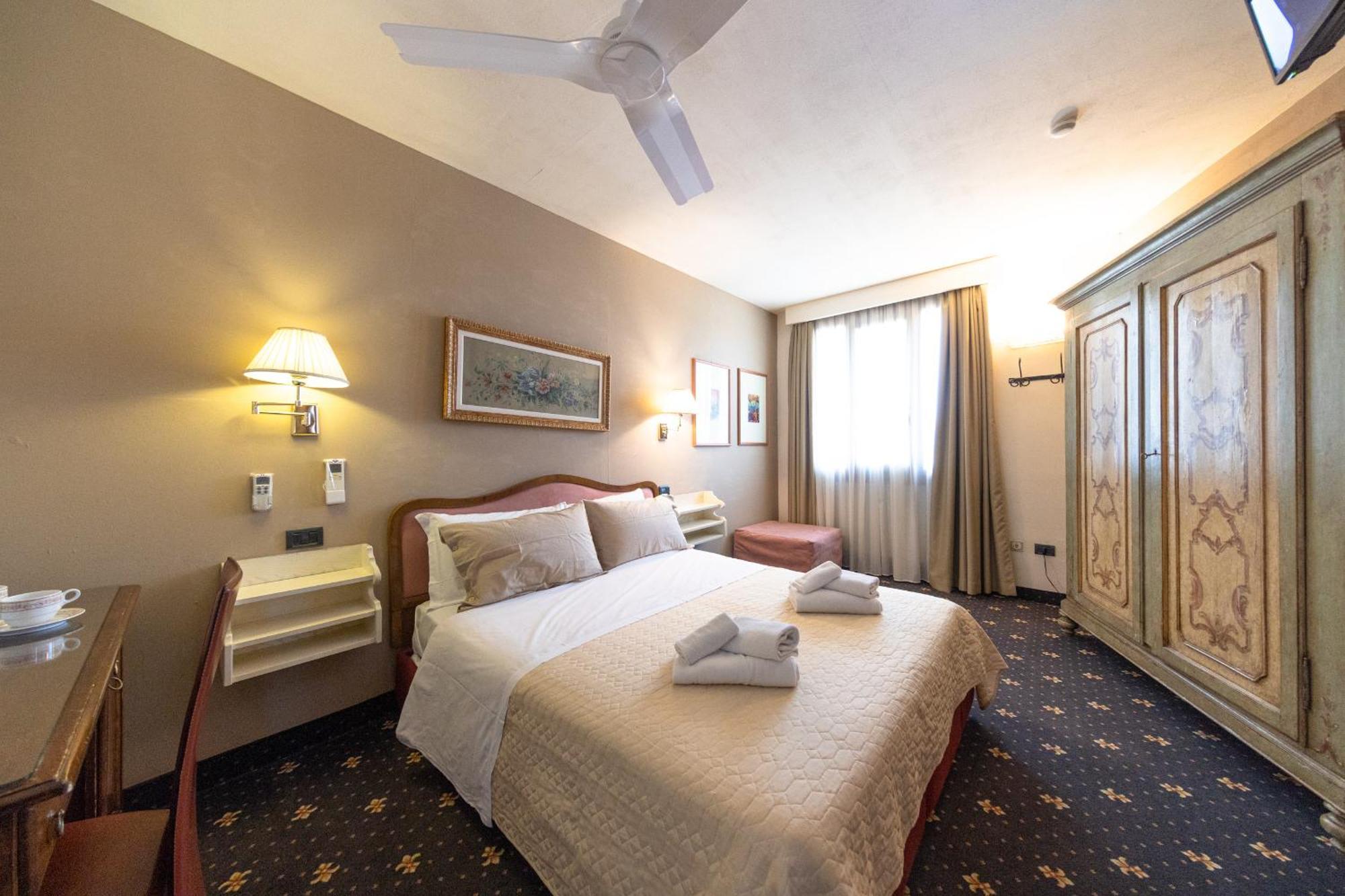Holiday Rooms Antica Badia Волтера Екстериор снимка