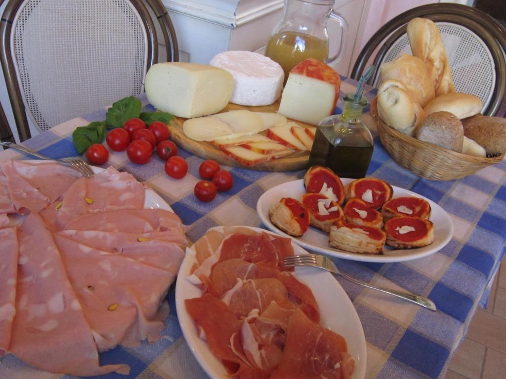 Holiday Rooms Antica Badia Волтера Екстериор снимка