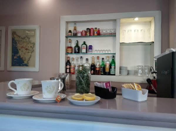 Holiday Rooms Antica Badia Волтера Екстериор снимка